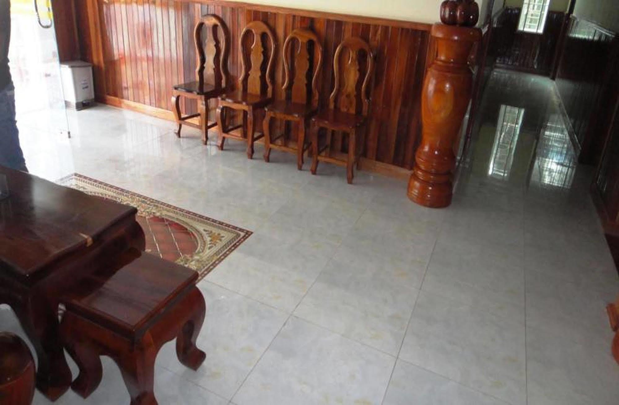 Borey Vatanac Guesthouse Kampot Exterior foto